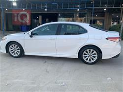 تۆیۆتا کامری